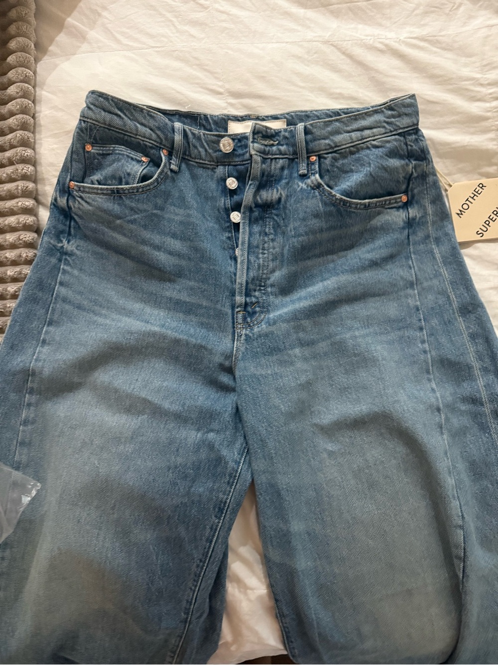 MOTHER pipe dream High-Rise Wide Leg Jeans hi in Medium Blue Wash